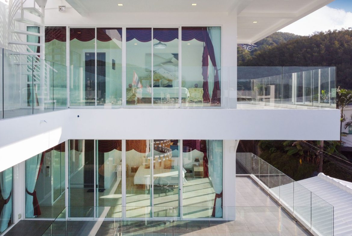 10-BR Sea View Villa with Infinity Pool