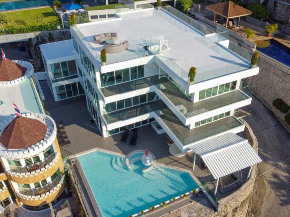 10-BR Sea View Villa with Infinity Pool