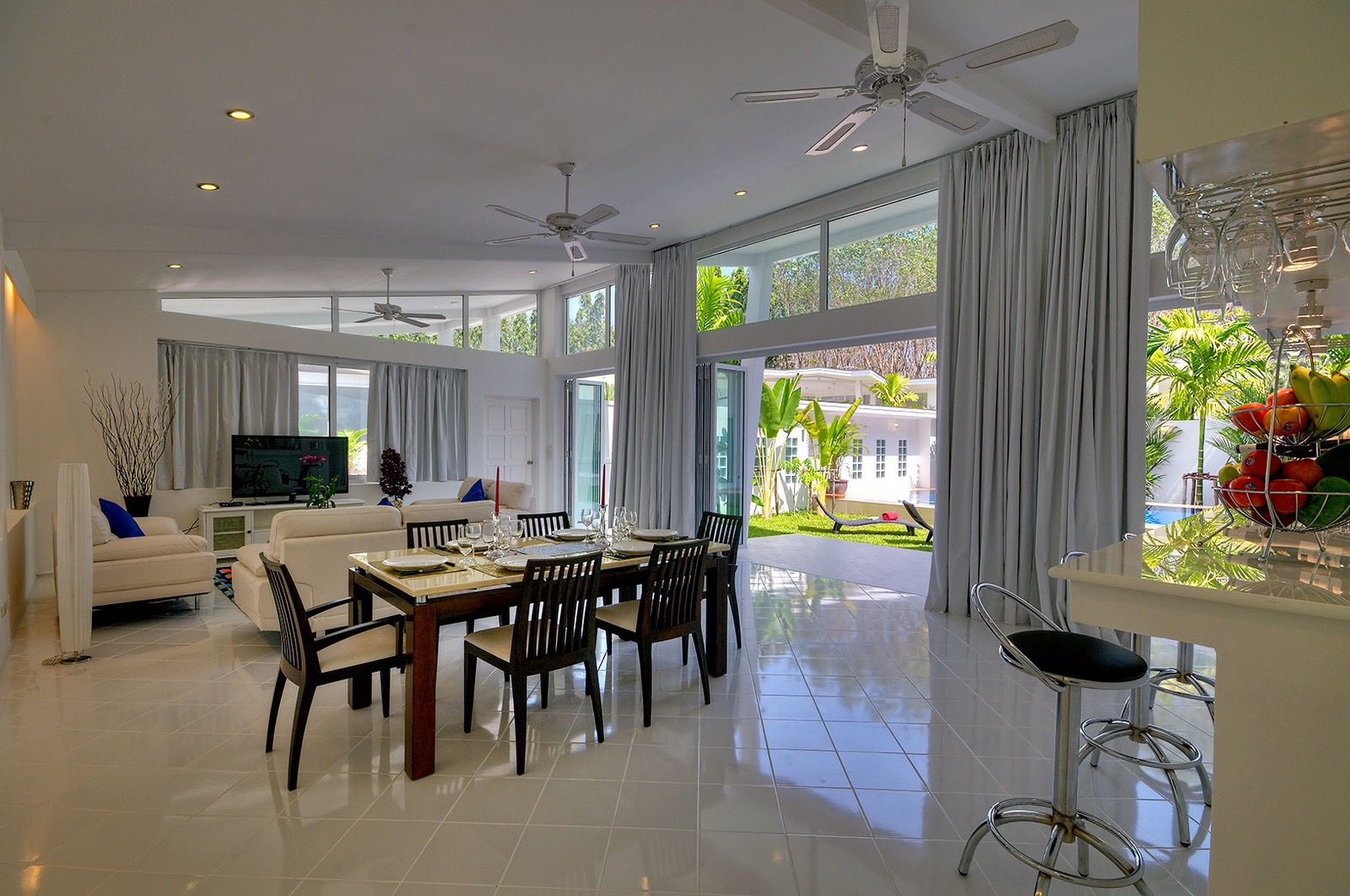 1697690202168 Spacious Villa Paklok