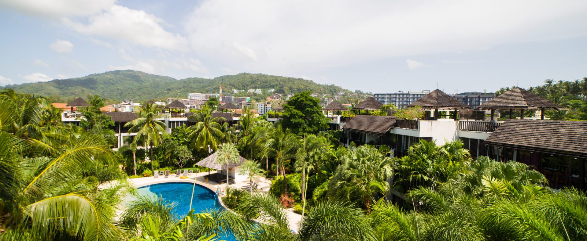 2-bed-beach-condo-hero-1920×790 2 Bed Beach Condo with Roof Terrace