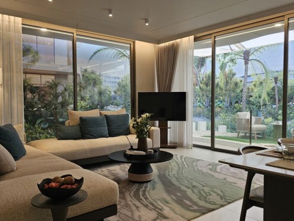 2-Bedroom Condominium with Curved Terrace – Bang Tao