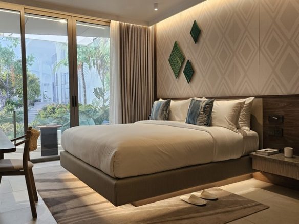 2-Bedroom Condominium with Curved Terrace – Bang Tao