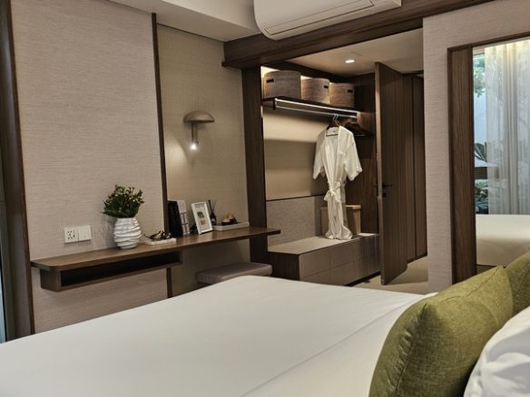 2-Bedroom Condominium with Curved Terrace – Bang Tao