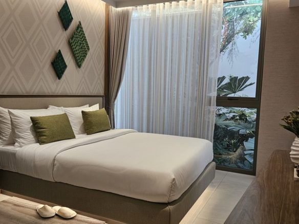 2-Bedroom Condominium with Curved Terrace – Bang Tao