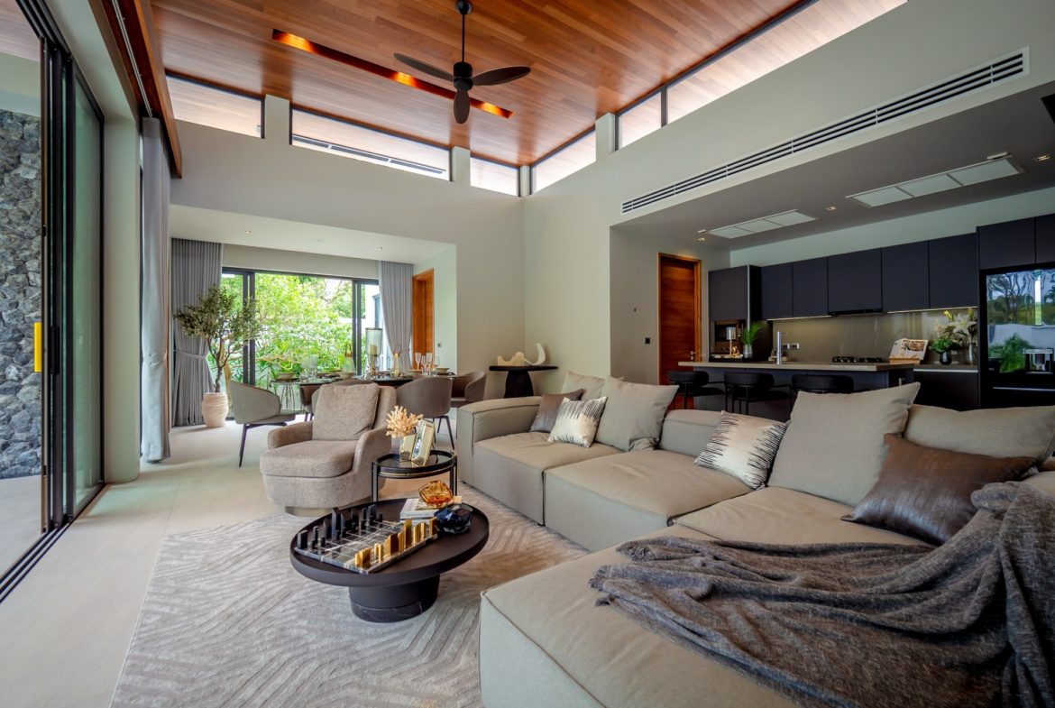 4-BR Autumn Modern Loft – Botanica