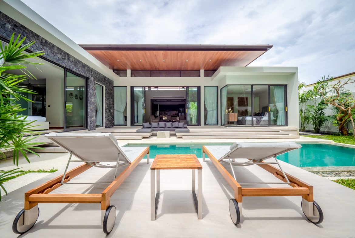 4-BR Autumn Modern Loft – Botanica