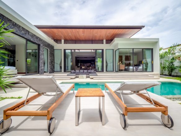4-BR Autumn Modern Loft – Botanica