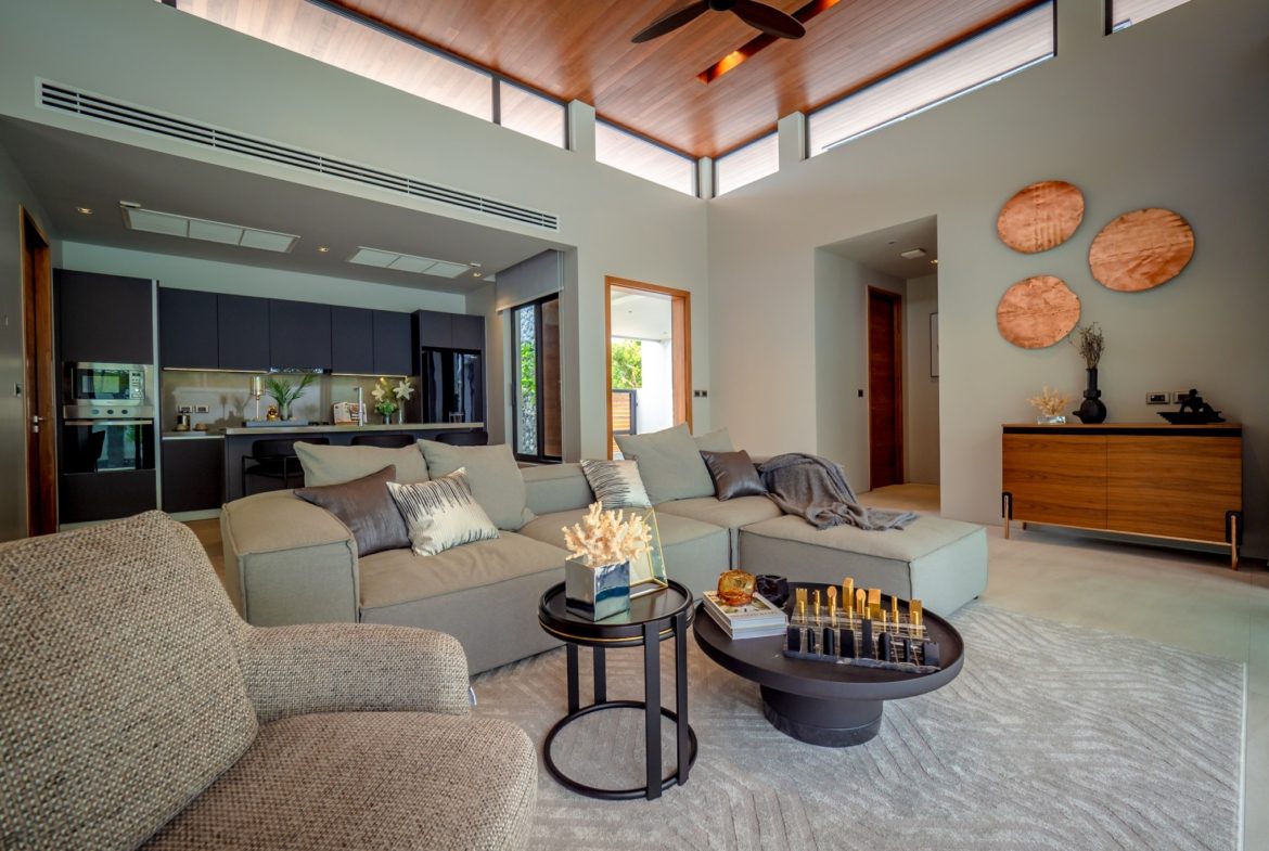 4-BR Autumn Modern Loft – Botanica