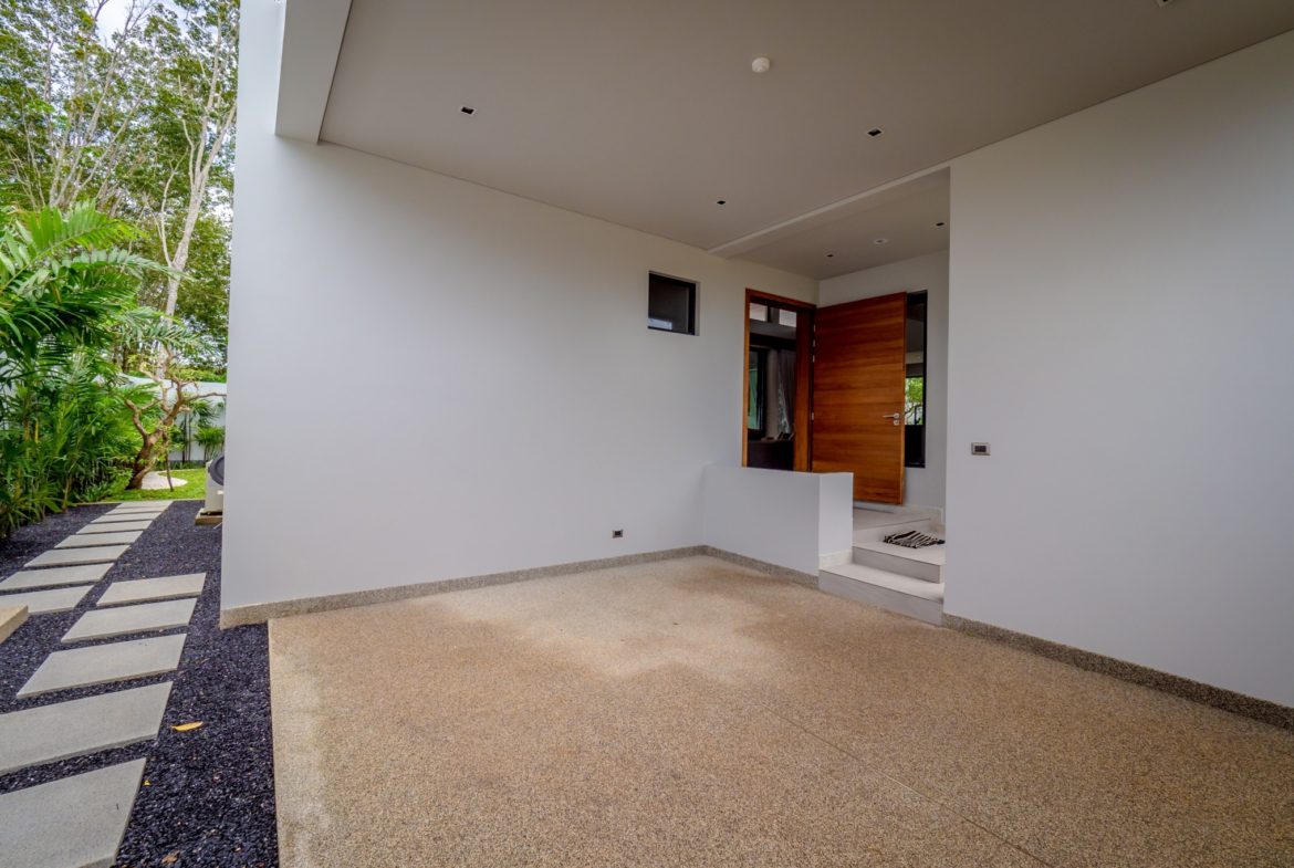 4-BR Autumn Modern Loft – Botanica