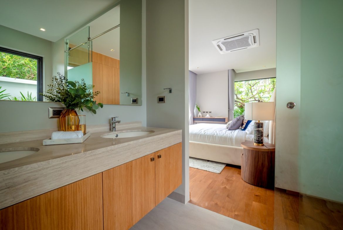 4-BR Autumn Modern Loft – Botanica