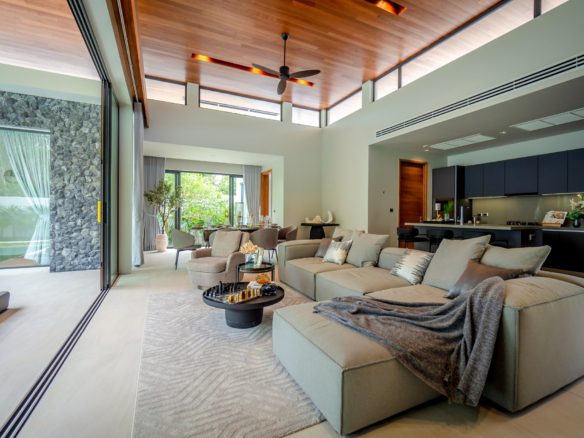 4-BR Autumn Modern Loft – Botanica