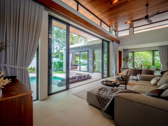4-BR Autumn Modern Loft – Botanica