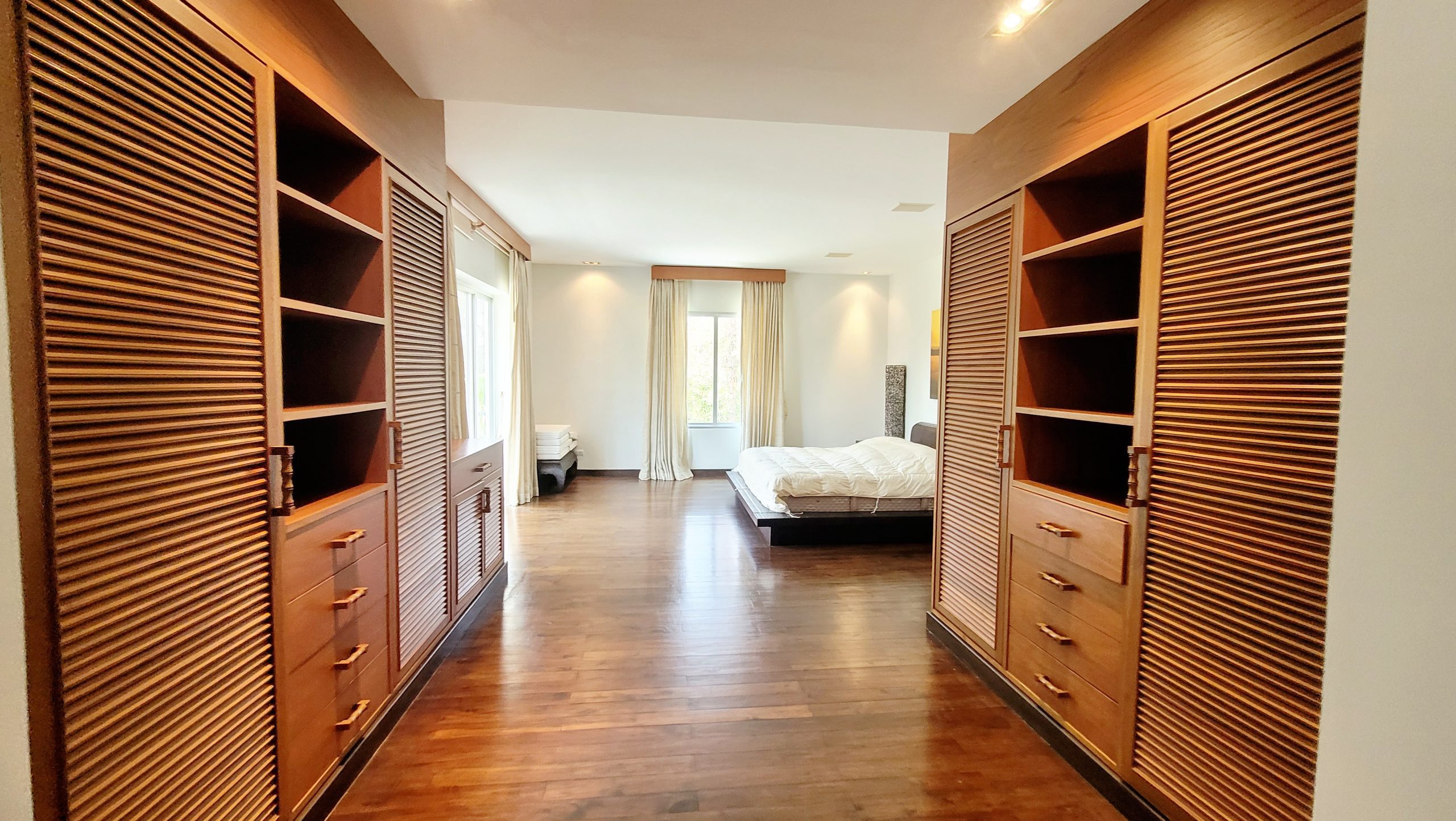 3-Bedroom-Pool-Residence-in-Grove-Gardens-Phuket-32-scaled 3-Bedroom Pool Residence in Grove Gardens Phuket