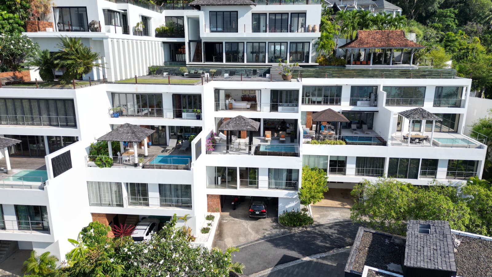 3 Bedroom Sea View Condo with Private Pool in Surin
