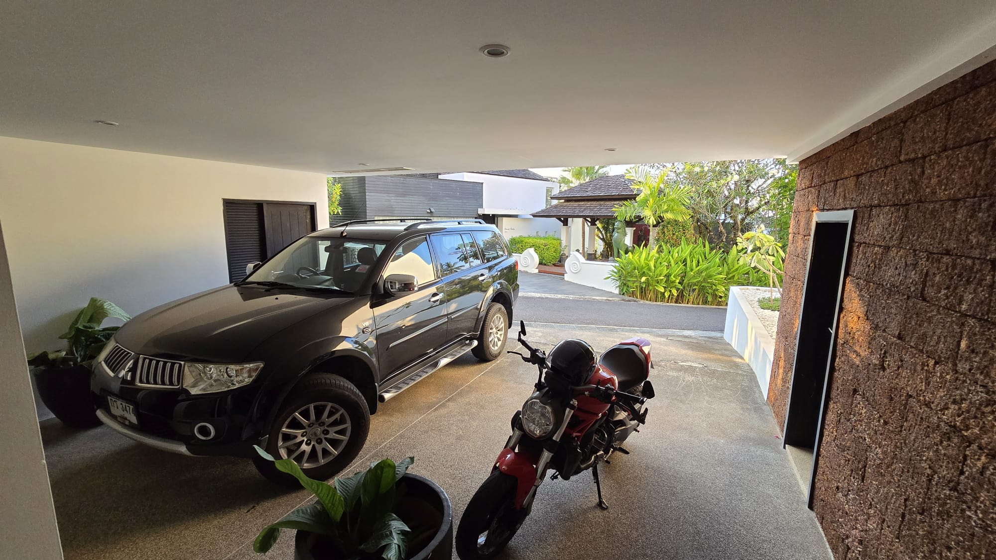 3 Bedroom Sea View Condo with Private Pool in Surin