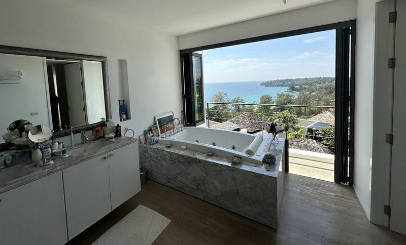 3 Bedroom Sea View Condo with Private Pool in Surin
