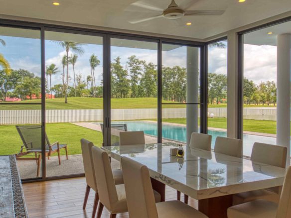 Modern 4 Bed Laguna Golf Villa