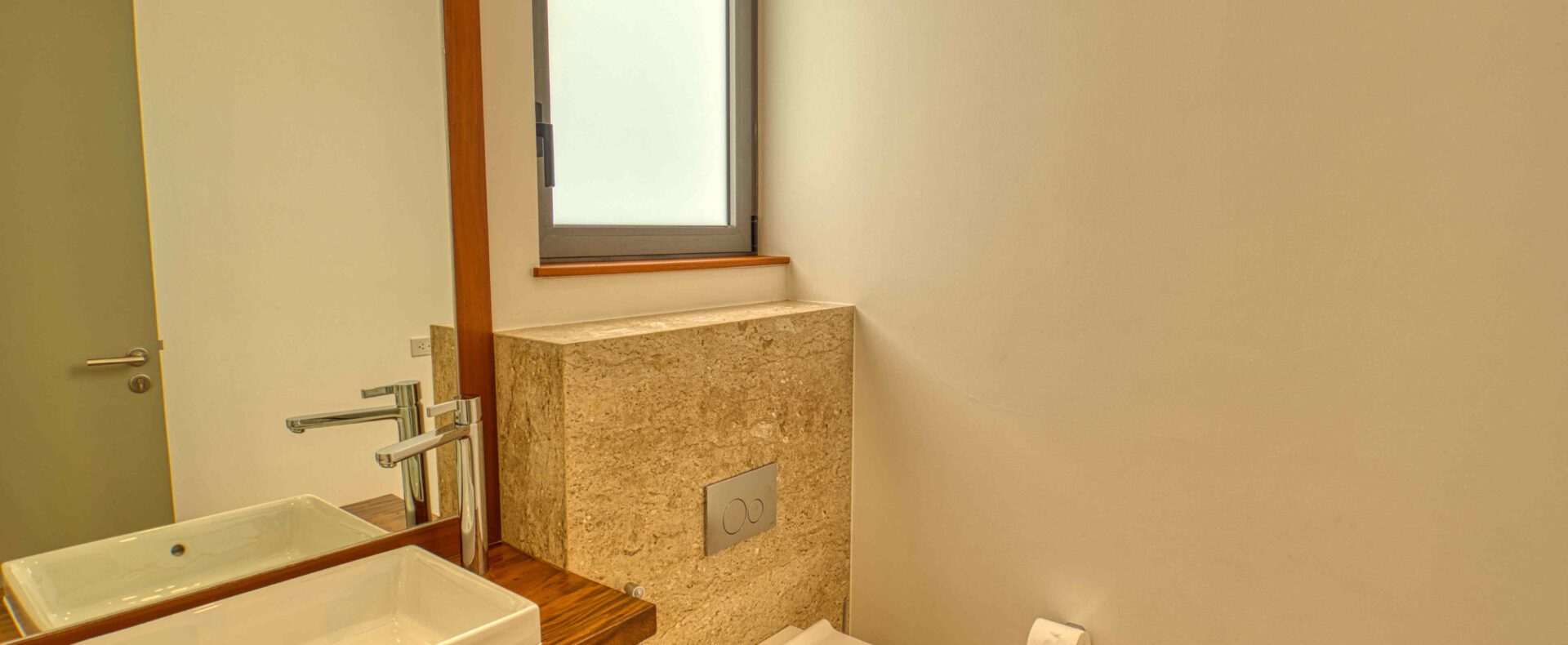 4-Bed-Laguna-Golf-Villa-12-1920×790 Modern 4 Bed Laguna Golf Villa
