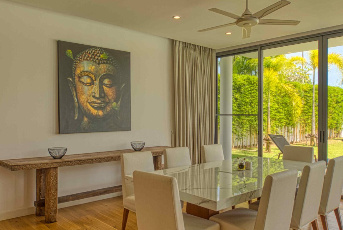 Modern 4 Bed Laguna Golf Villa