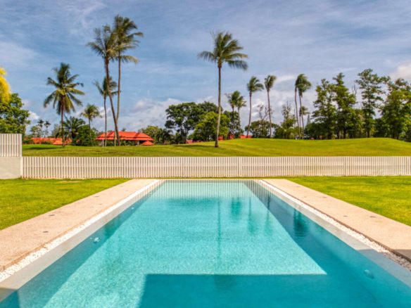 Modern 4 Bed Laguna Golf Villa