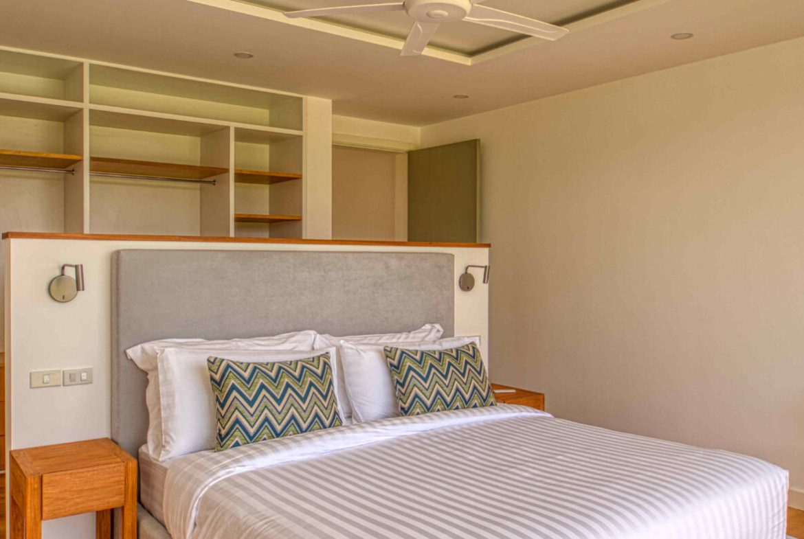 Modern 4 Bed Laguna Golf Villa