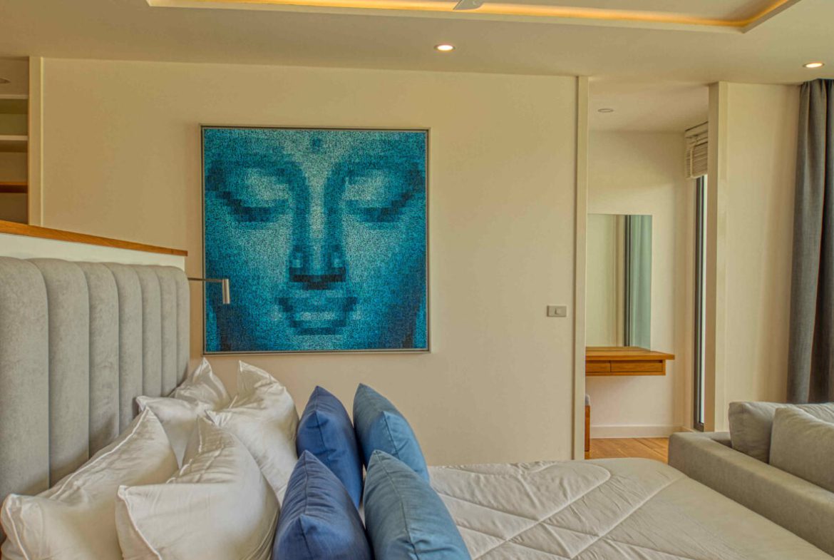 Modern 4 Bed Laguna Golf Villa