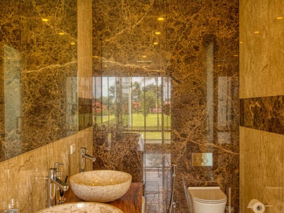 Modern 4 Bed Laguna Golf Villa