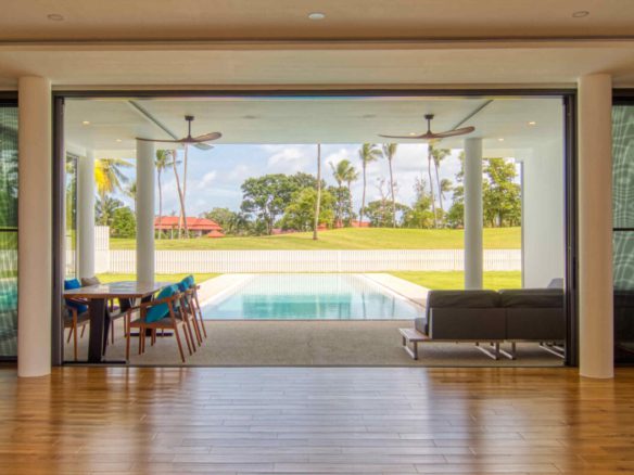Modern 4 Bed Laguna Golf Villa