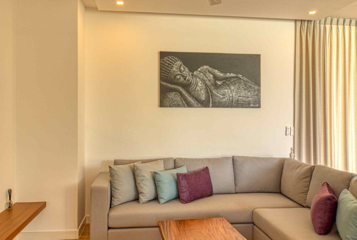 Modern 4 Bed Laguna Golf Villa