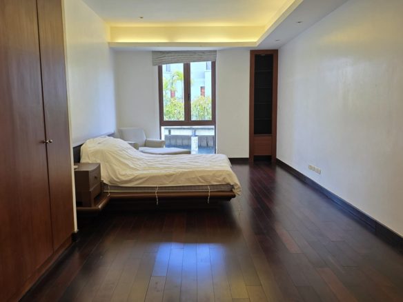 4 Bedroom Waterfront Duplex Condo with Private Yacht Berth in Phuket