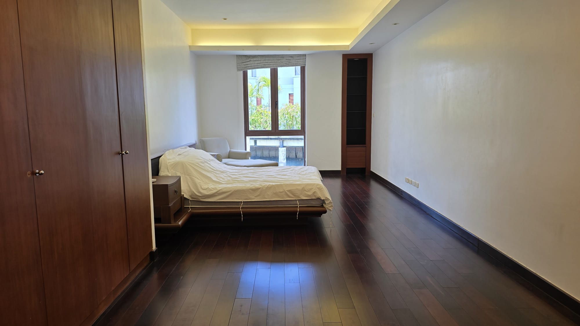 4 Bedroom Waterfront Duplex Condo with Private Yacht Berth in Phuket