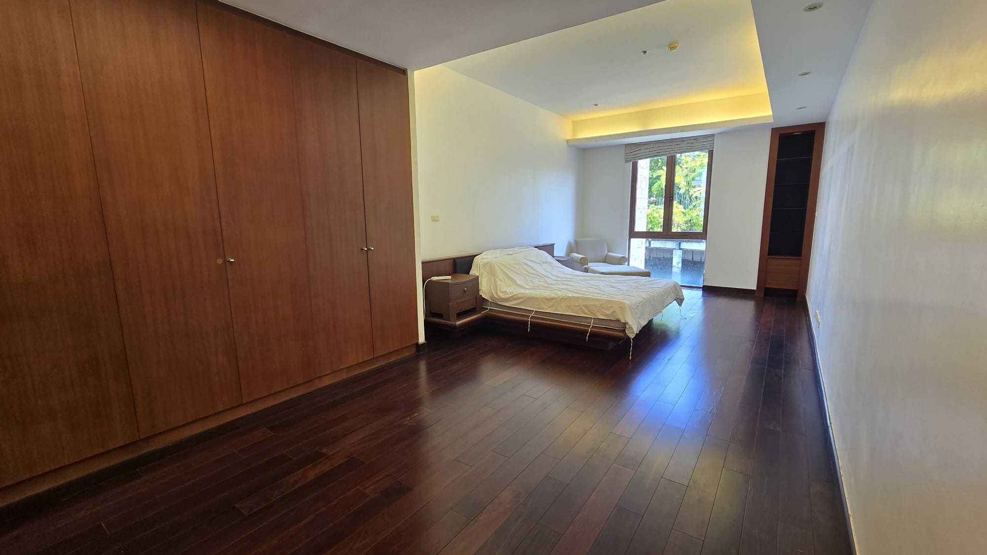 4 Bedroom Waterfront Duplex Condo with Private Yacht Berth in Phuket