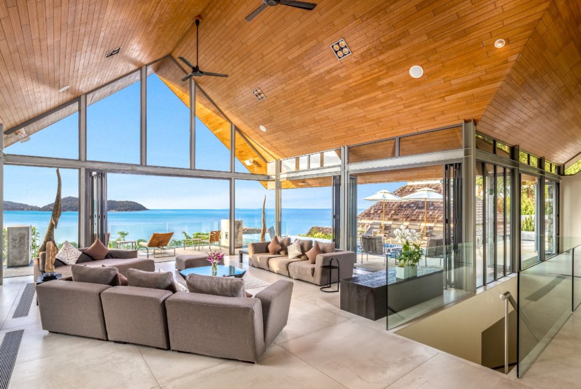 5-Bedroom Villa with Panoramic Ocean Views