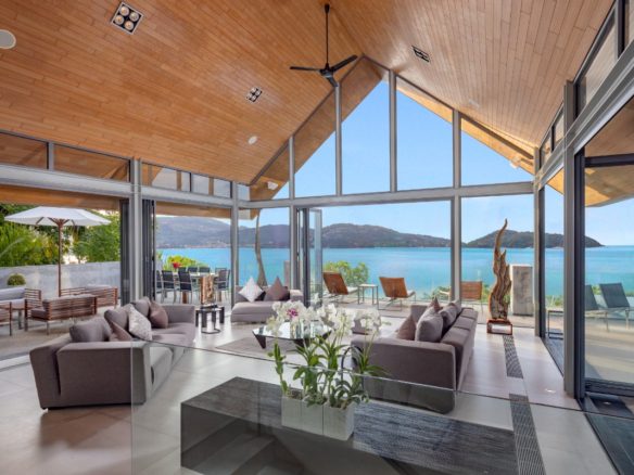 5-Bedroom Villa with Panoramic Ocean Views