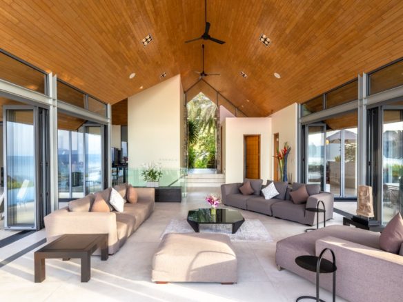 5-Bedroom Villa with Panoramic Ocean Views