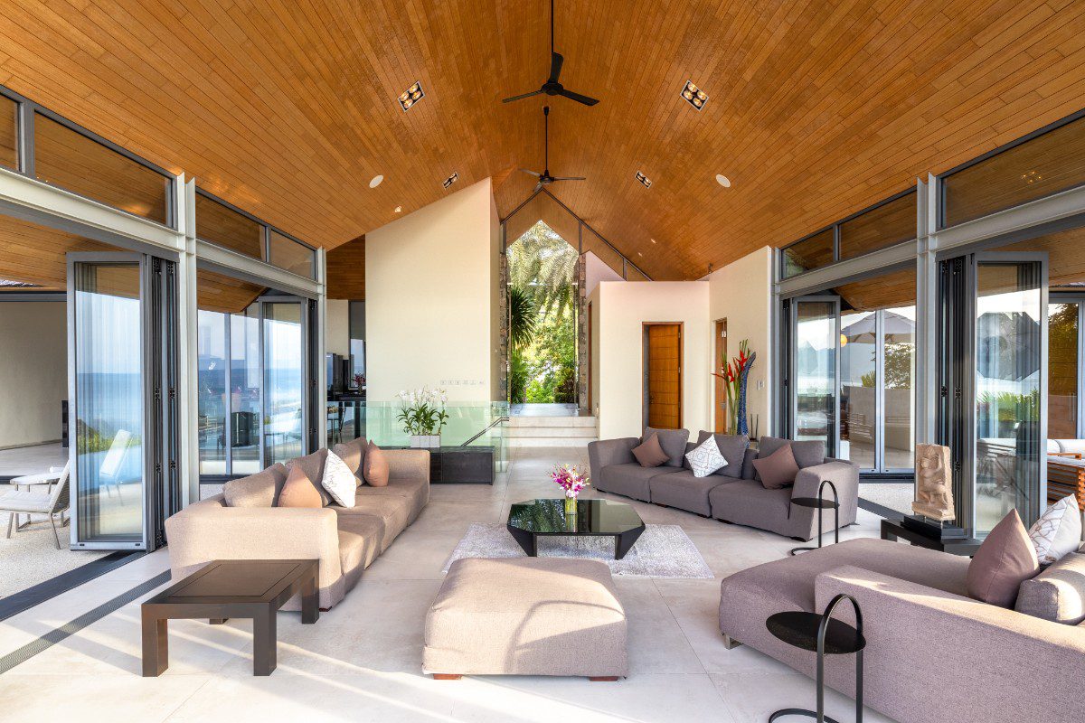 5-Bedroom Villa with Panoramic Ocean Views
