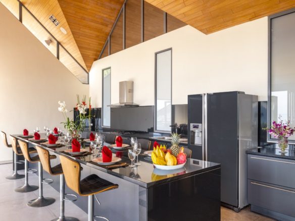 5-Bedroom Villa with Panoramic Ocean Views
