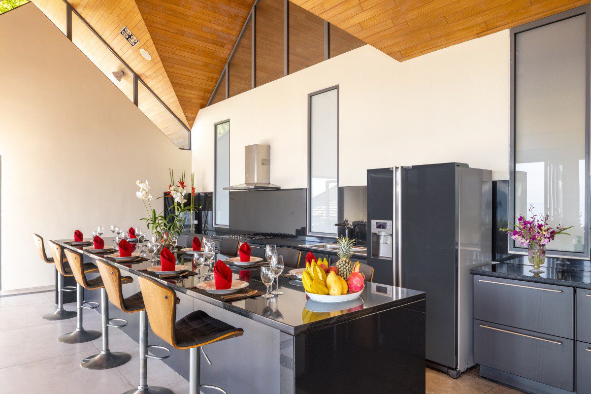 5-Bedroom Villa with Panoramic Ocean Views
