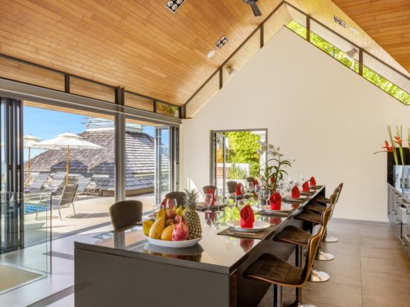 5-Bedroom Villa with Panoramic Ocean Views