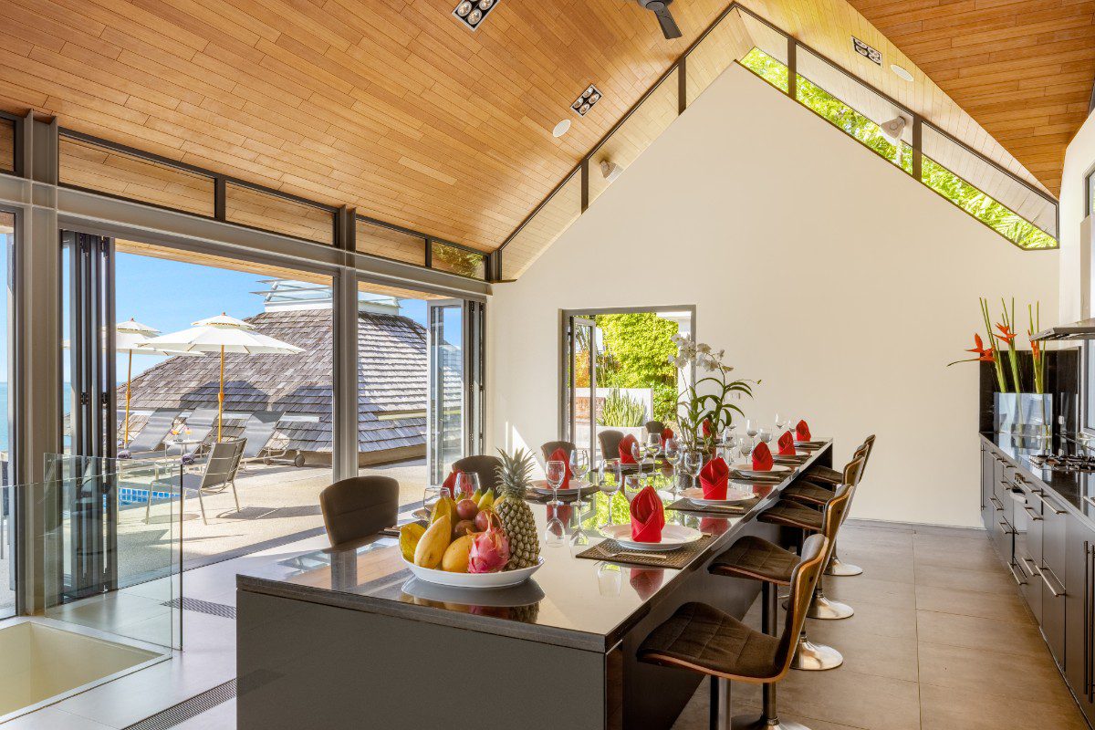 5-Bedroom Villa with Panoramic Ocean Views