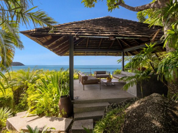 5-Bedroom Villa with Panoramic Ocean Views