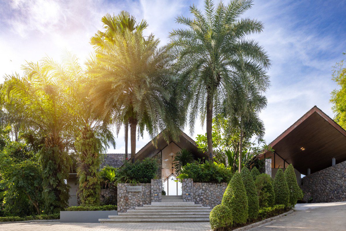 5-Bedroom Villa with Panoramic Ocean Views