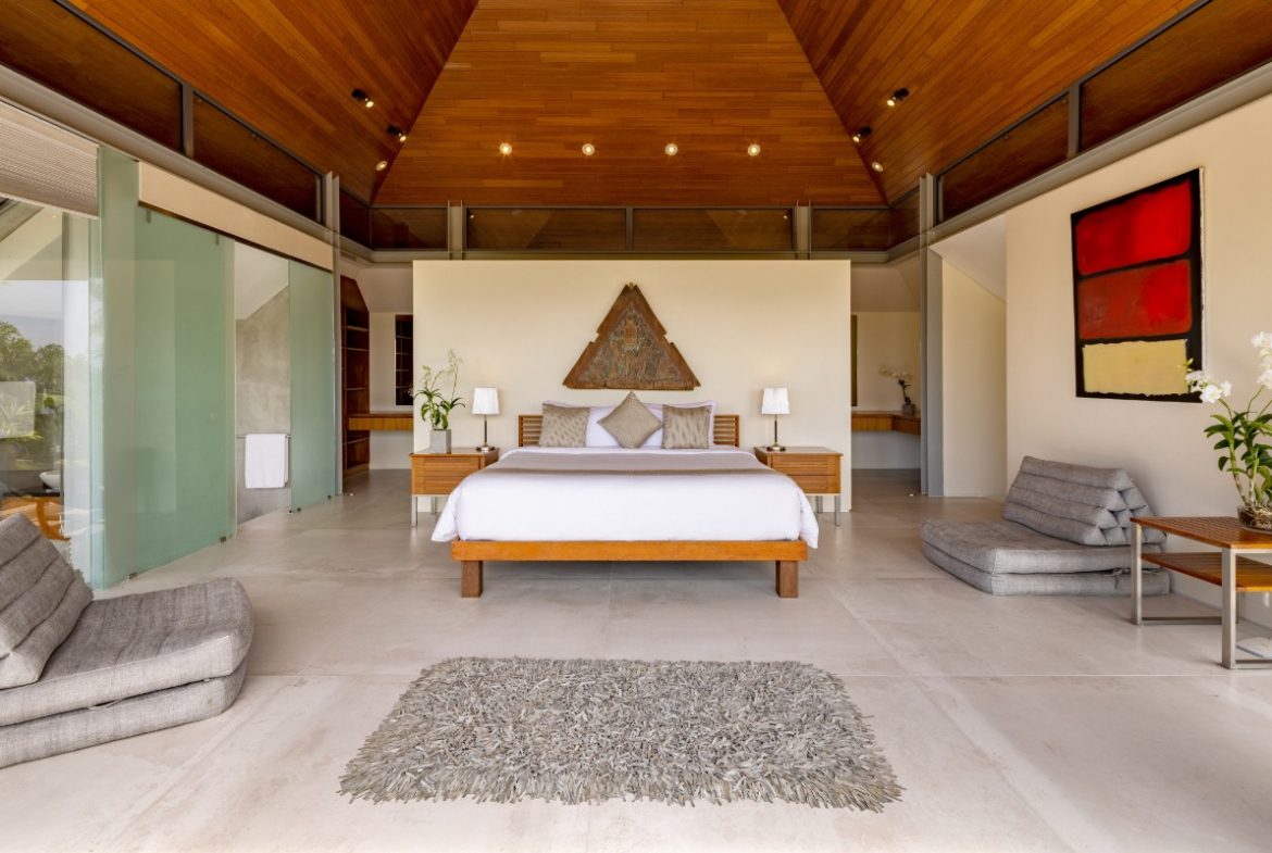 5-Bedroom Villa with Panoramic Ocean Views