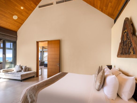 5-Bedroom Villa with Panoramic Ocean Views