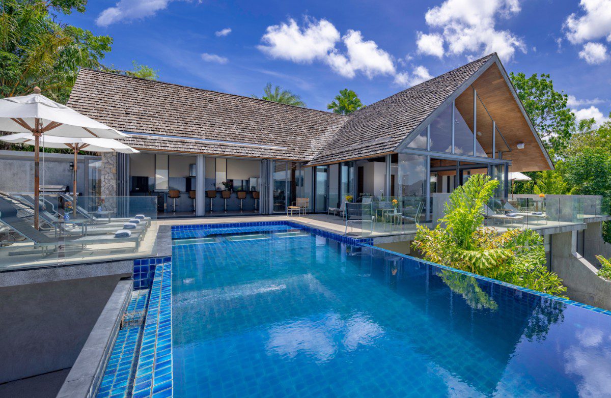5-Bedroom Villa with Panoramic Ocean Views