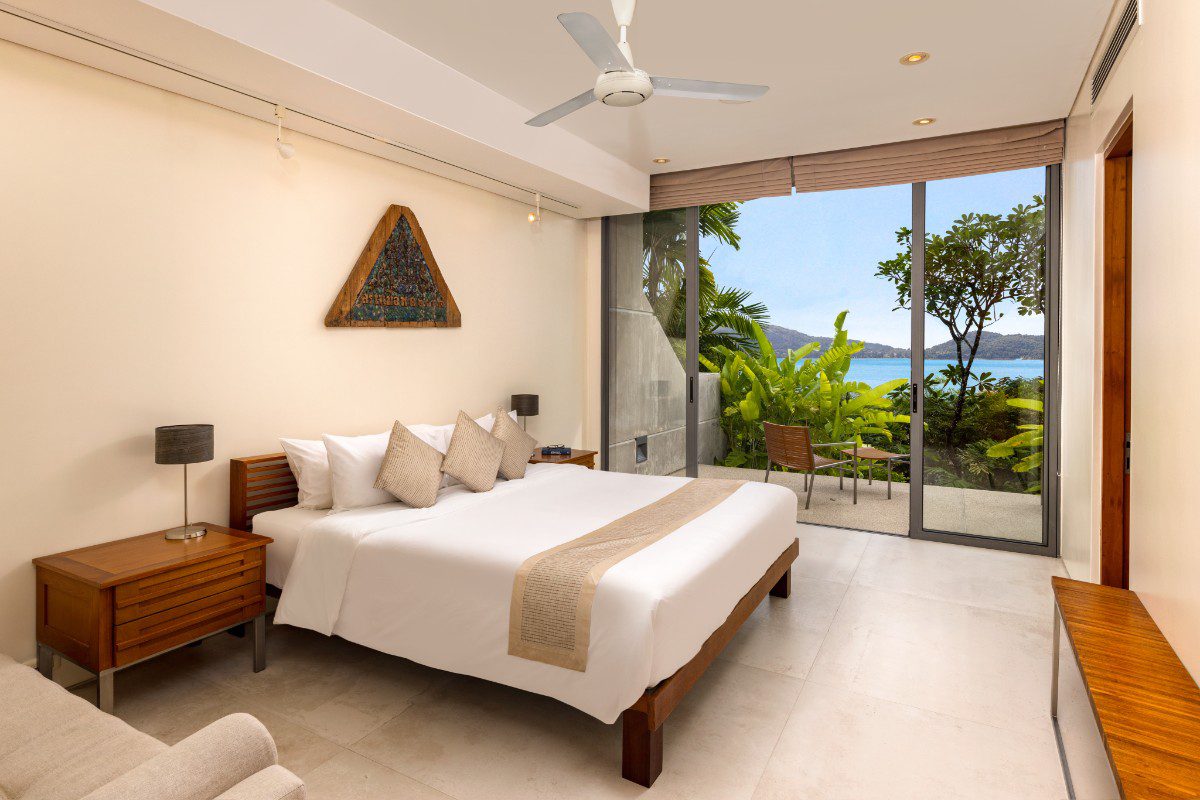 5-Bedroom Villa with Panoramic Ocean Views