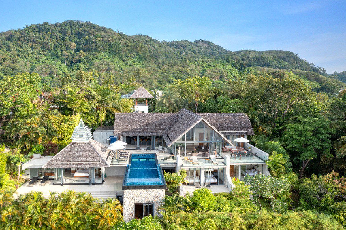 5-Bedroom Villa with Panoramic Ocean Views