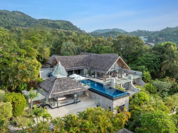 5-Bedroom Villa with Panoramic Ocean Views