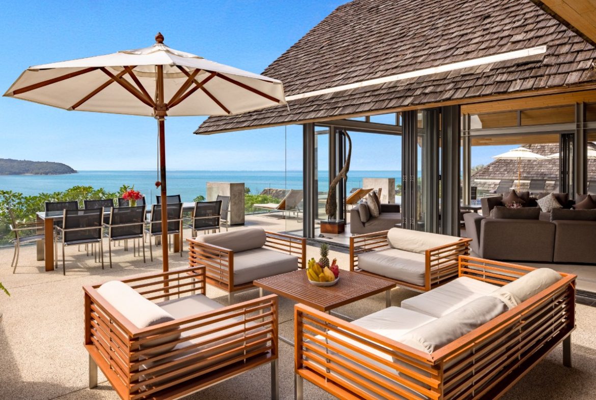 5-Bedroom Villa with Panoramic Ocean Views