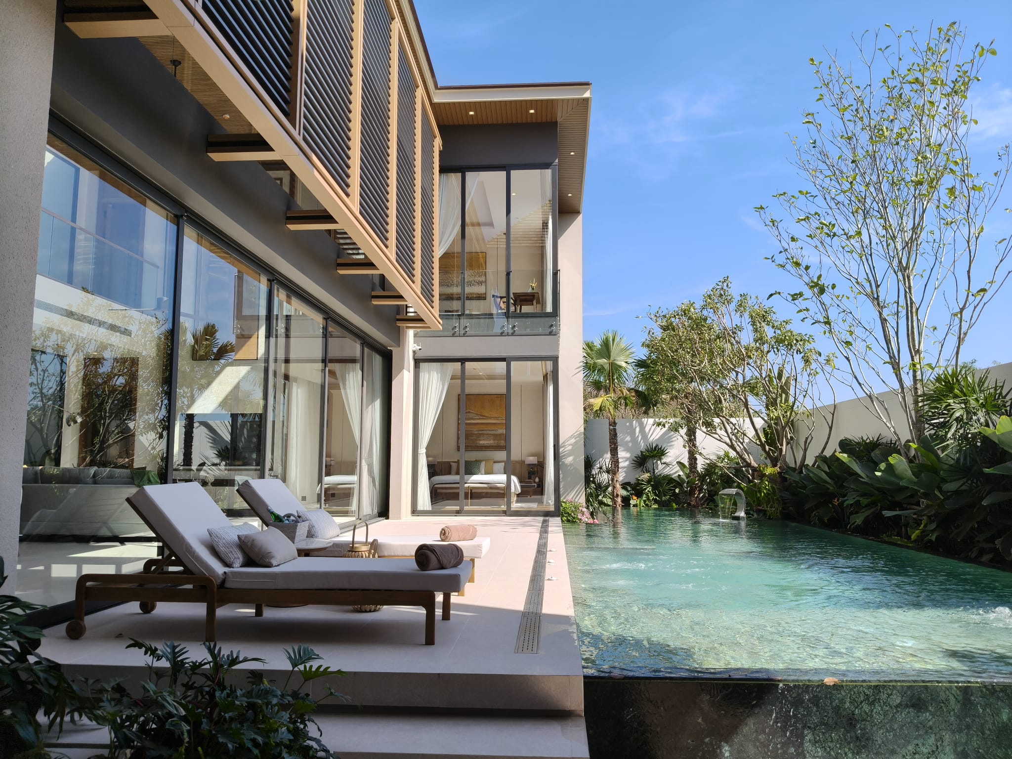 Annara Residences – Luxury 4 & 5 Bedroom Pool Villas in Cherngtalay, Phuket